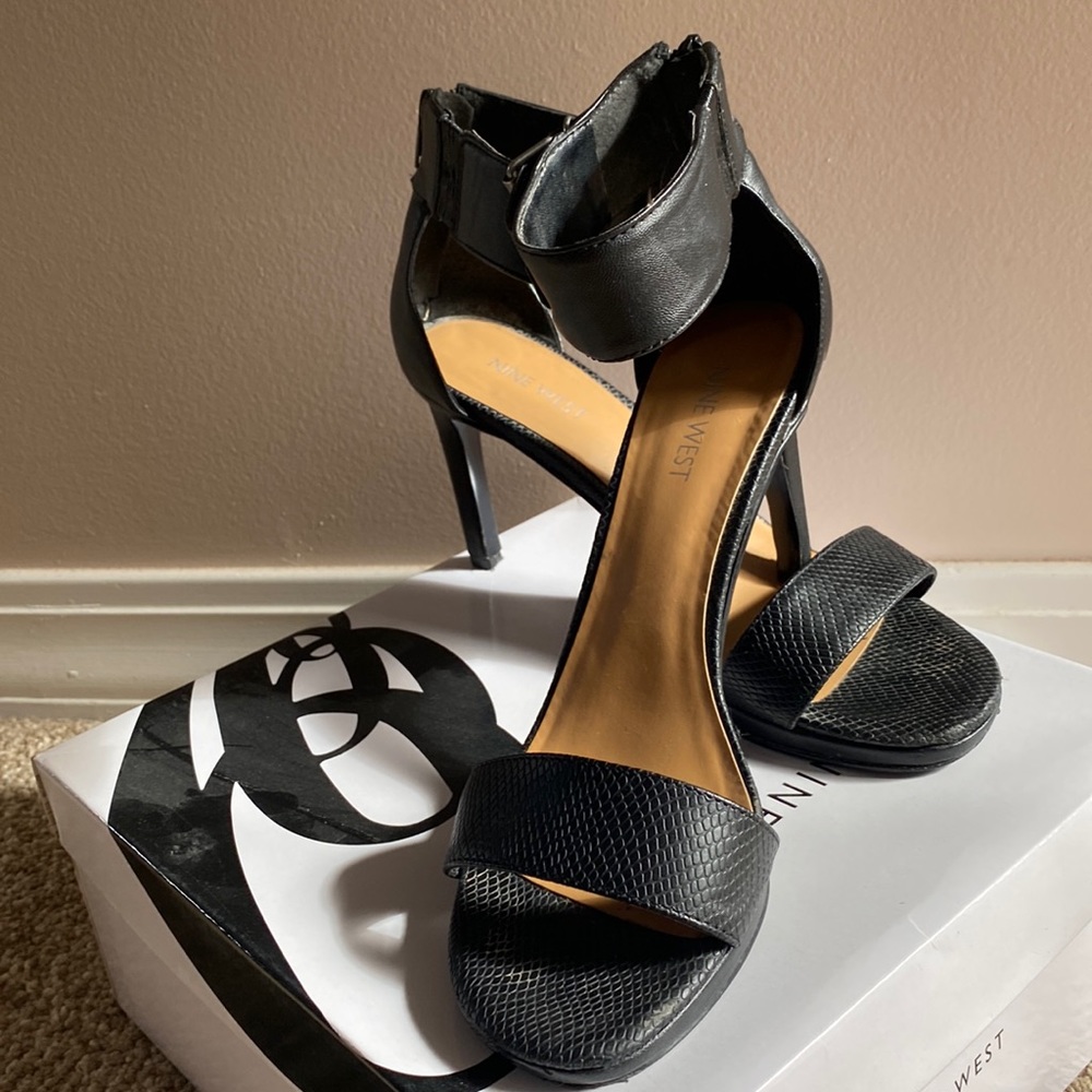 Summer heels